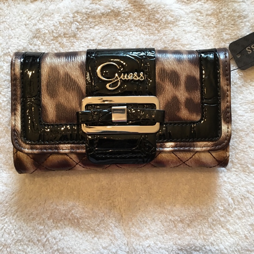 Guess wallet